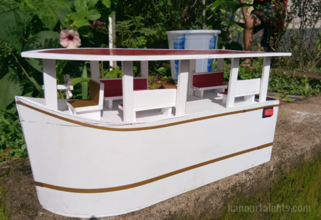 Travelling Boat  Working Model